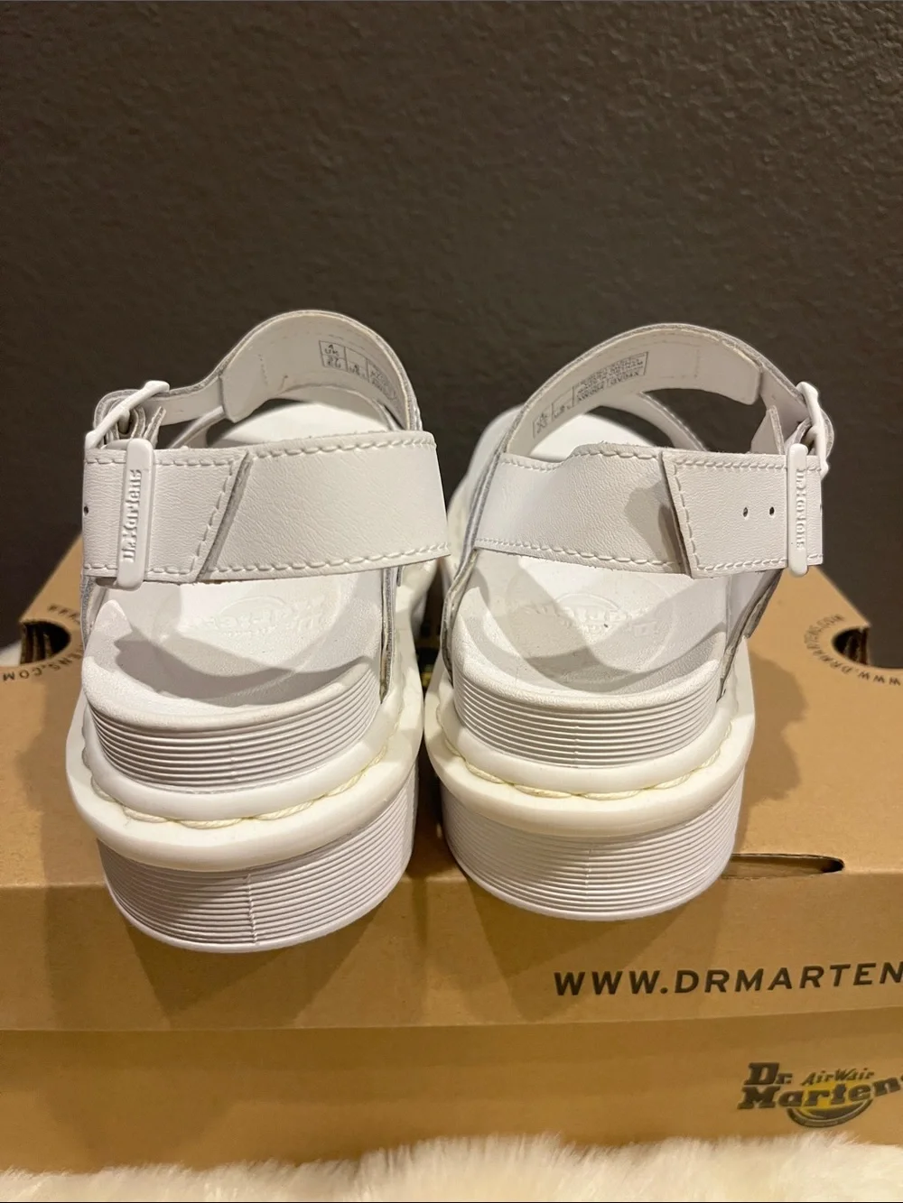 New Dr. Martens Voss mono hydro leather sandal